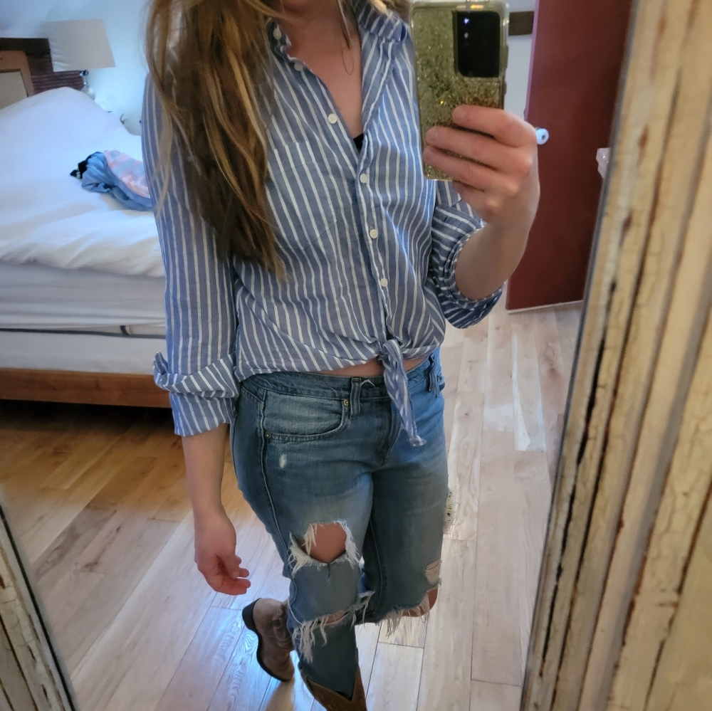 J crew blue & white stripe long sleeve shirt